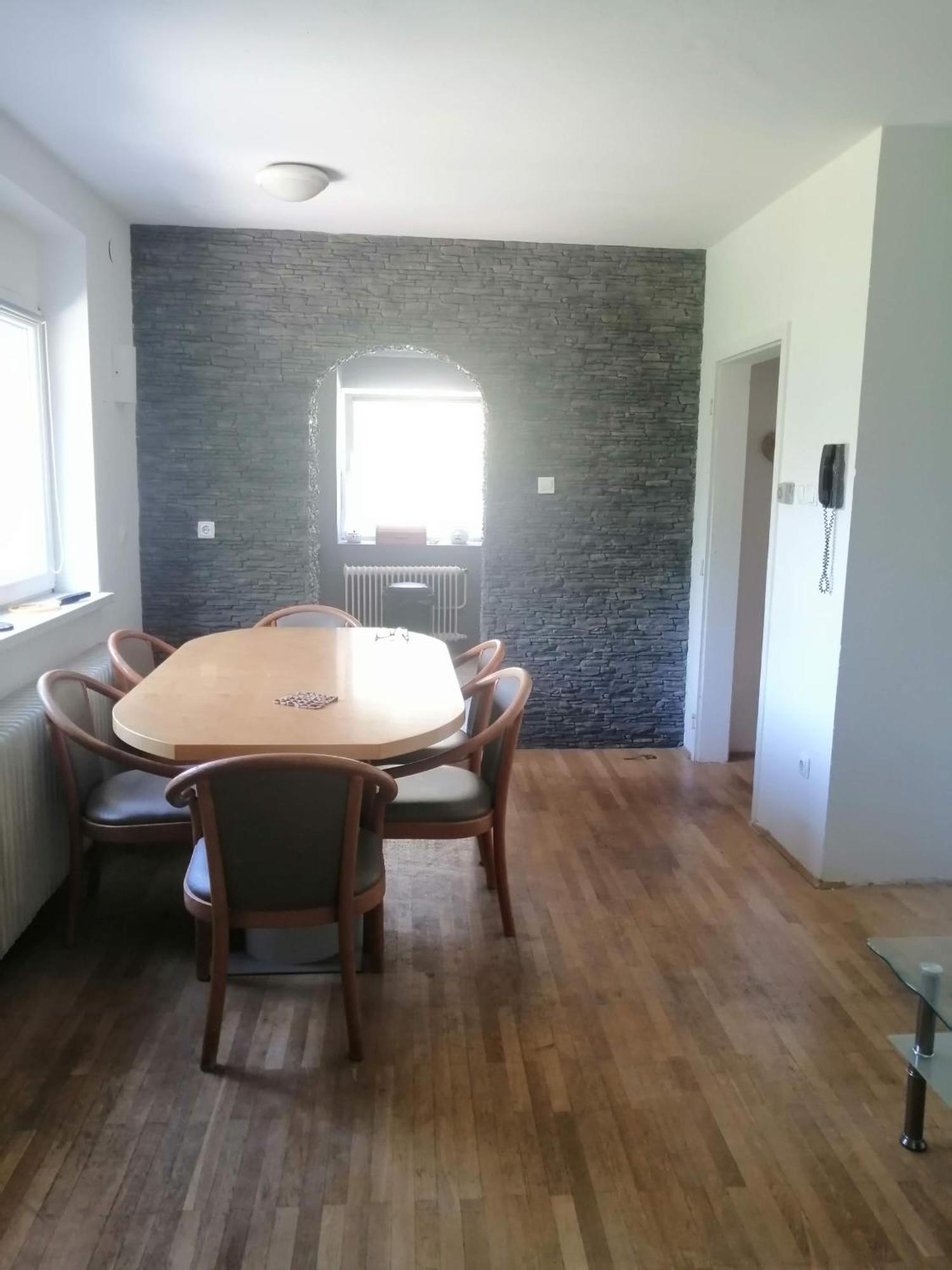 Apartma Zeus Jesenice Luaran gambar